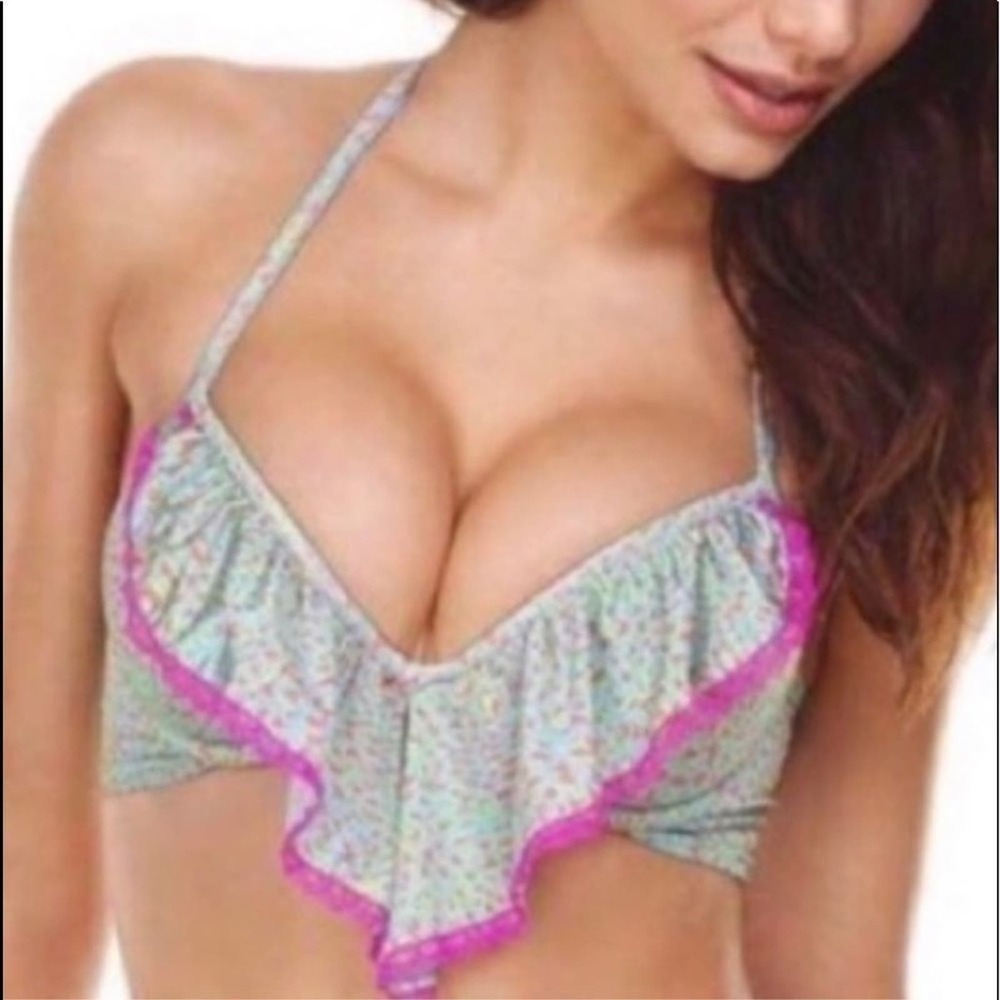 Beach Bunny Sweet Desire Padded Bikini Top